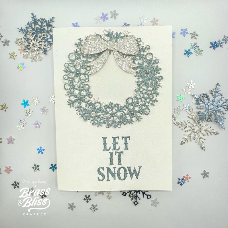 5738D Snowflake Wreath Die